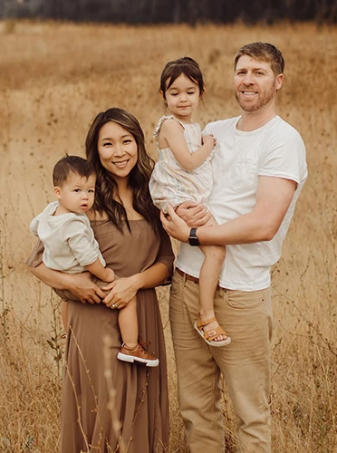 Chiropractor Vancouver WA Erik Leavitt Sherry Wang Leavitt and Family